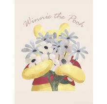 Illustratie van Winnie de Poeh met boeket bloemen