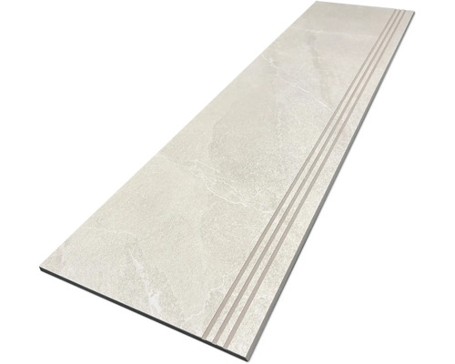 Keramische traptegel met gegroefd oppervlak