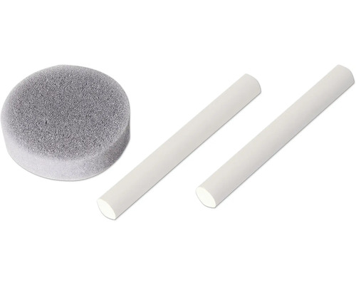 Spons en twee krijtstiften