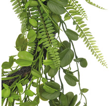 Decoratieve krans met kunstmatige groene bladeren en varen voor binnen