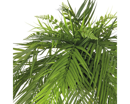 Close-up van een kunstplant met groene bladeren