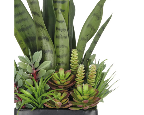 Kunstmatige vetplantenmix in een pot