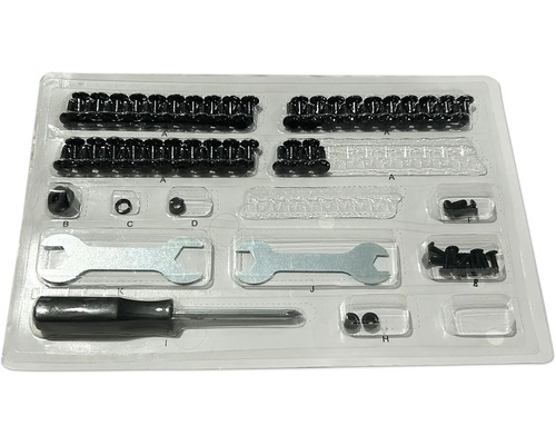 Assortiment met schroeven, moeren, moersleutels en schroevendraaier in een plastic verpakking