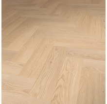 Houten vloer in visgraatmotief