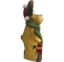 Decoratief figuur rendier met muts en sjaal