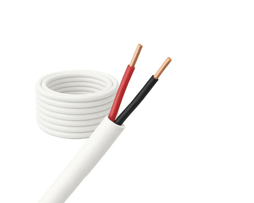 Elektriciteitskabel met rode en zwarte kern, en kabelhaspel