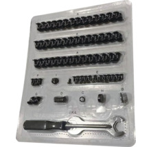 Assortiment met schroeven, moeren en sleutel in kunststof verpakking