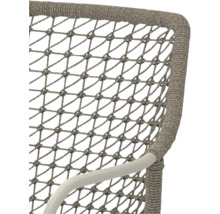 Detailopname van een tuinstoel met touwbespanning