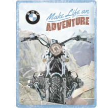 BMW logo op een metalen bord met een motorfiets en de tekst 'Make Life an Adventure'