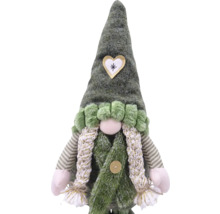 Decoratieve kabouter met hart op de hoed