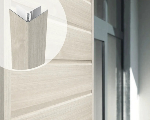 Close-up van een houten hoekbekleding voor buiten