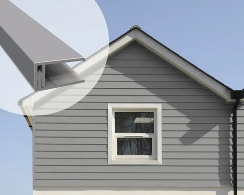 ESCADE Afwerkprofiel eind kunststof RAL7045 telegrijs, 17x40x3000mm Gevel met raam en detailaanzicht van een gevelprofiel
