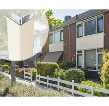 Close-up van een hoekprofiel voor gevelbekleding voor een rij huizen.