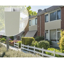 Gevelbekleding op een woonhuis met tuin