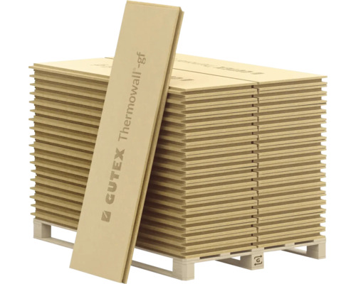 Stapel Gutex Thermowall-gf houtvezelplaten op een pallet