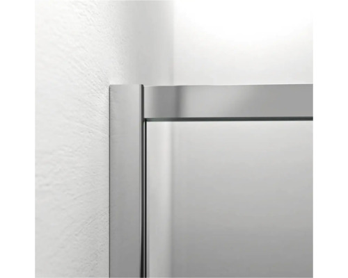 Detail van een douchecabine met frame