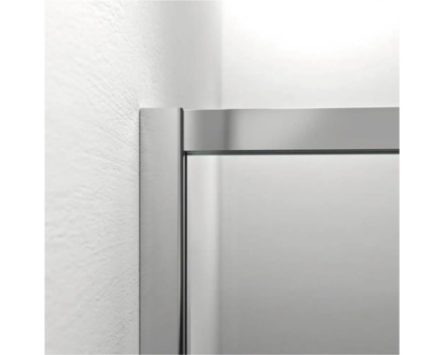 Detailopname van een douchecabine met frame