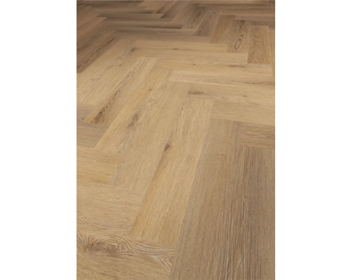 Houten visgraatparket vloer