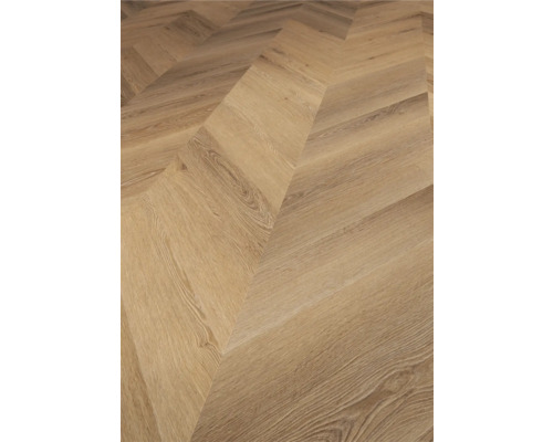 Parketvloer in visgraatmotief