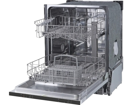 Open vaatwasser met korven