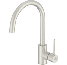 Metalen keukenkraan met hoge uitloop