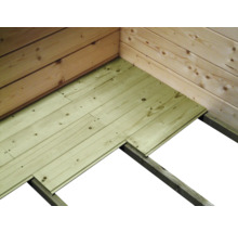 Houten vloer binnenshuis met houten wanden