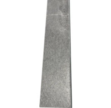 Grijze natuursteentegel