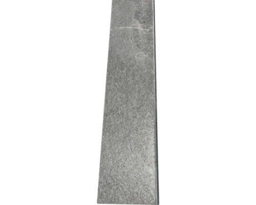 Grijze natuursteentegel