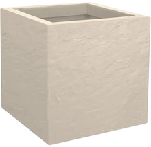 Vierkante plantenbak van steen