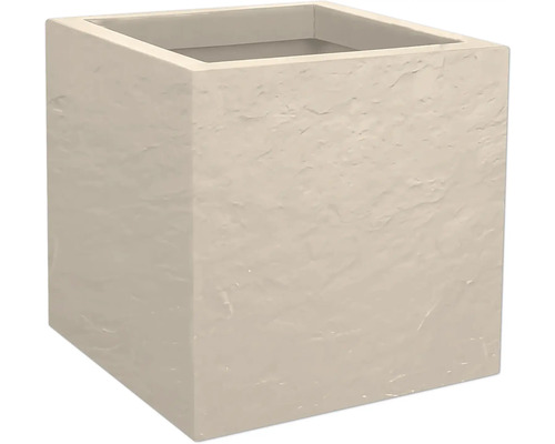 Vierkante plantenbak van steen