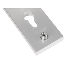 Metalen plaat met sleutelgatopening en schroefdraad