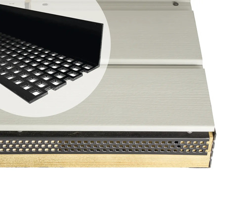 Gevelbekleding met ventilatieprofiel en insectenhor