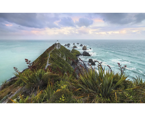 KOMAR Fotobehang vlies PSH112-VD4 Pure 2 Stormy Sea 400x250 cm Landschapsweergave met kustlijn, kliffen, vuurtoren en vegetatie