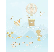 Illustratie met luchtballon, boot, meeuwen, vissen en beer met zwemband