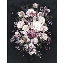 Bloemstuk met rozen en pioenen