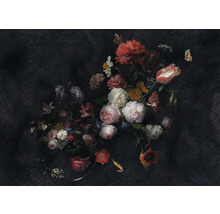 Stilleven met boeket bloemen en vlinders op donkere achtergrond