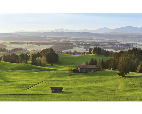 KOMAR Fotobehang vlies SHX9-064 Wanderlust - Stefan Hefele Paradise 450x280 cm Landschap met groene heuvels, boerderijen en bergen op de achtergrond