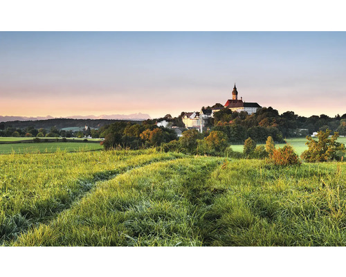 KOMAR Fotobehang vlies SHX9-044 Wanderlust - Stefan Hefele Heavenly 450x280 cm Landschap met weiland en gebouw op een heuvel