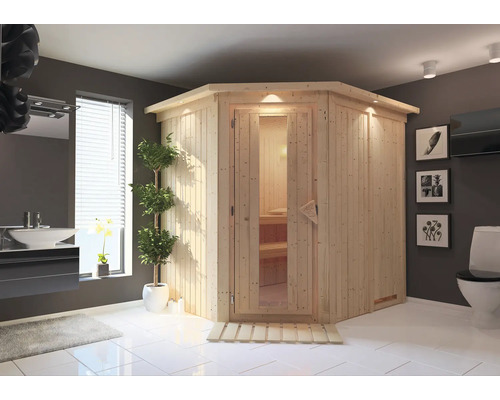 Houten hoeksauna met glazen deur in een badkamer
