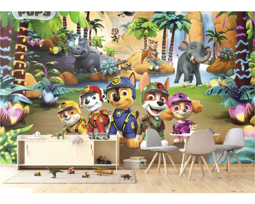 Kindvriendelijk fotobehang met jungle motieven en Paw Patrol figuren in de kinderkamer