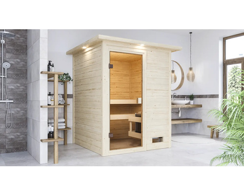 Interieurfoto van een badkamer met een houten sauna