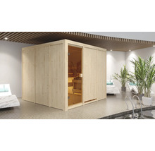 Houten sauna met glazen deur in een wellnessruimte met zwembad en ligstoelen
