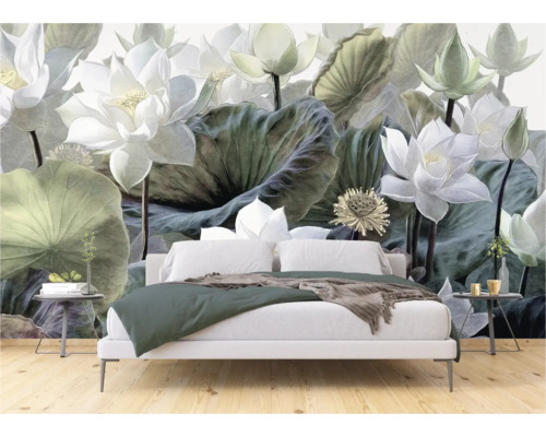 Slaapkamer met fotobehang met een bloemmotief van lotusbloemen