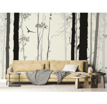 Woonkamer met bank en bosbehang