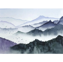 Aquarelschilderij met bergen en een zwerm vogels