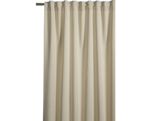 Gordijn met plooibandophanging aan een gordijnroede