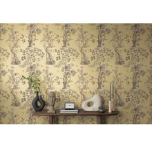 Decoratief behang met bloemmotief en bomen voor wanddecoratie.