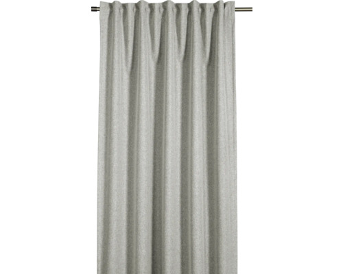 Gordijn met plooibandophanging aan een gordijnroede