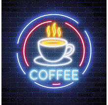 Neonreclame met koffiekop en het woord koffie