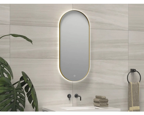 SANOX Badkamerspiegel met verlichting Ovallo 40x90 cm goud Badkamerscène met verlichte ovale spiegel, wastafel, kraan en handdoekhouder